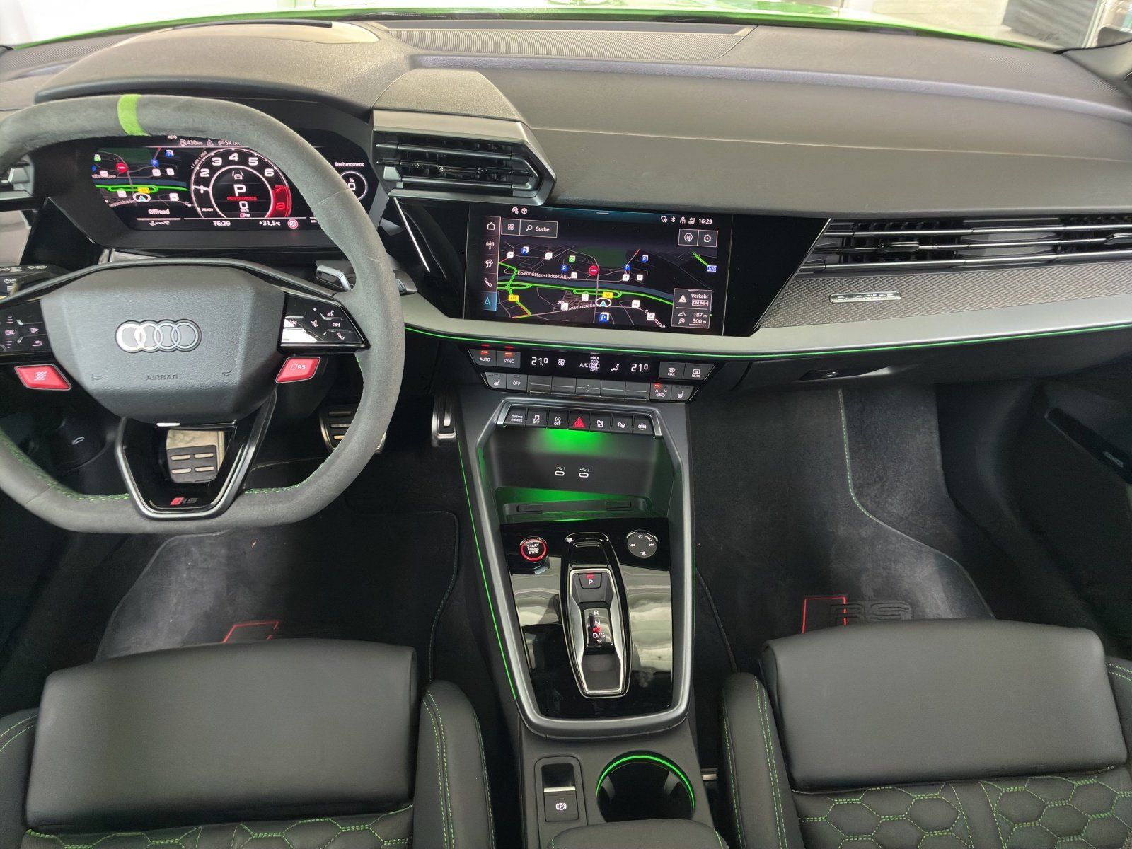 Fahrzeugabbildung Audi RS 3 Sportback HUD,Kamera,LED,Leder,Matrix,Navi
