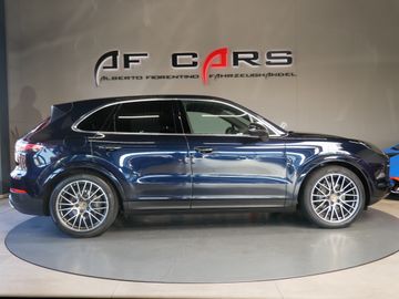 Porsche Cayenne - 6