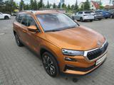 Skoda Karoq Selection SHZ / virtuel Cok./beh.Lenk / be - Skoda: Orange