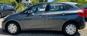 BMW 216 - 1