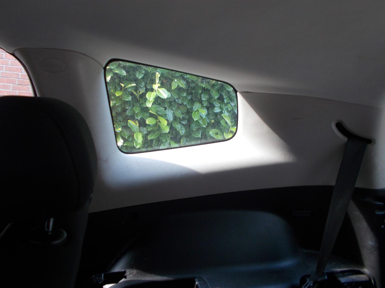 Chevrolet Orlando 2011 — photo 14