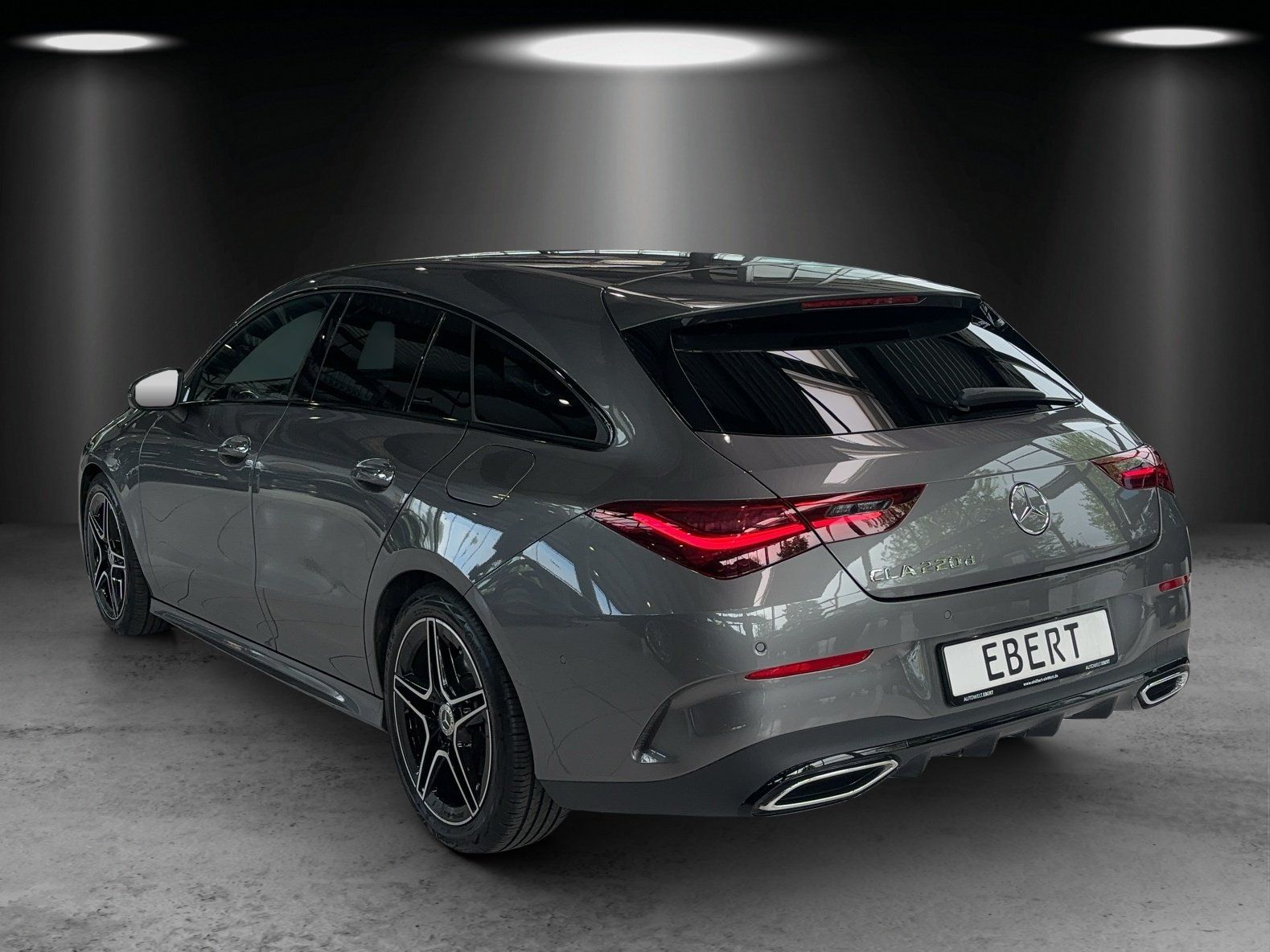 Fahrzeugabbildung Mercedes-Benz CLA 220d Shoot Brake AMG Burme DISTRO Night 18"