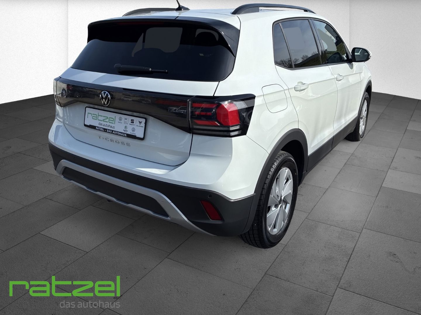 Fahrzeugabbildung Volkswagen T-Cross Life 1.0 TSI Digitales Cockpit LED Apple