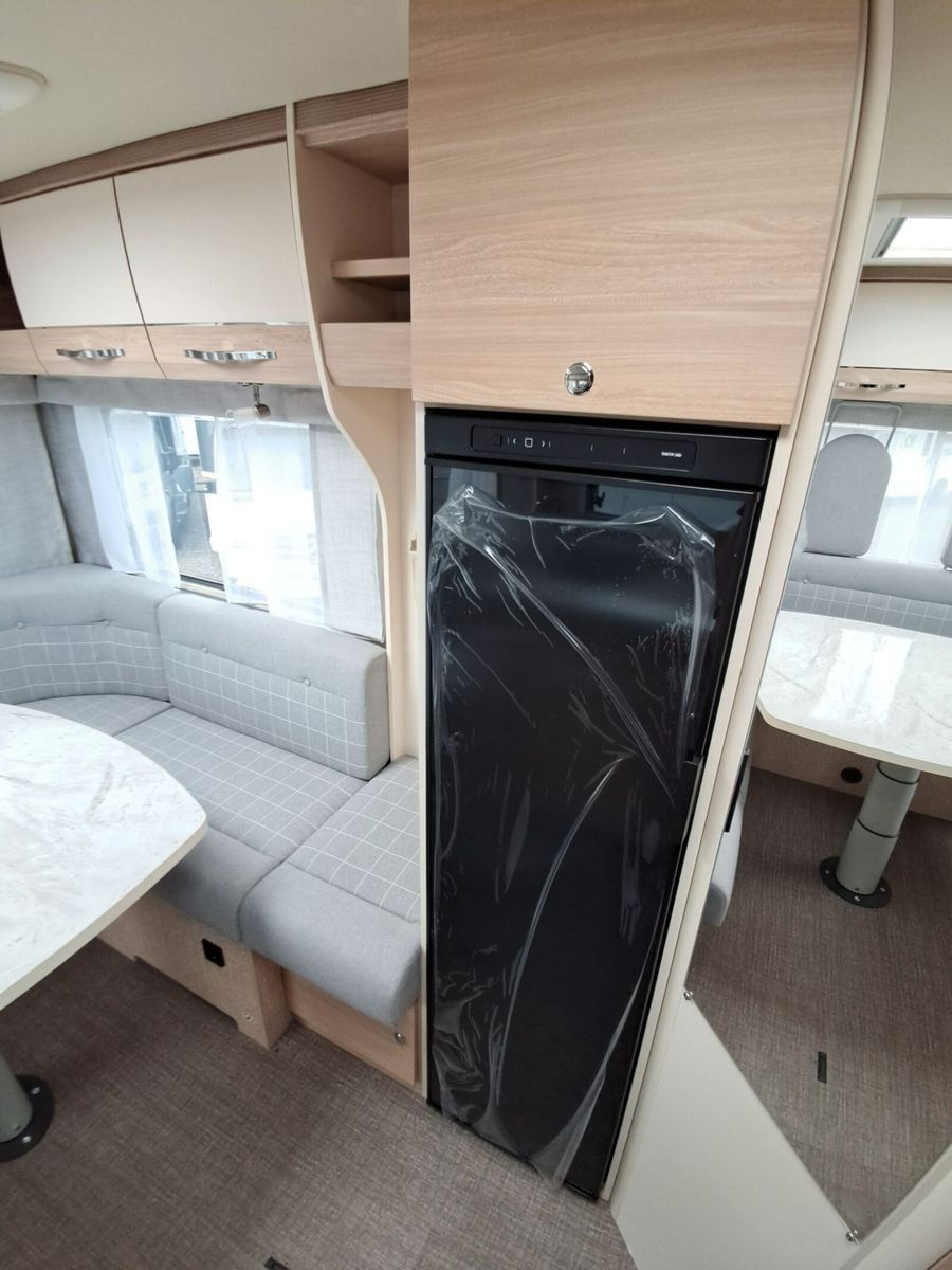 Fahrzeugabbildung Eura Mobil Activa One AO 650 HS Travel Pakete, Automatik