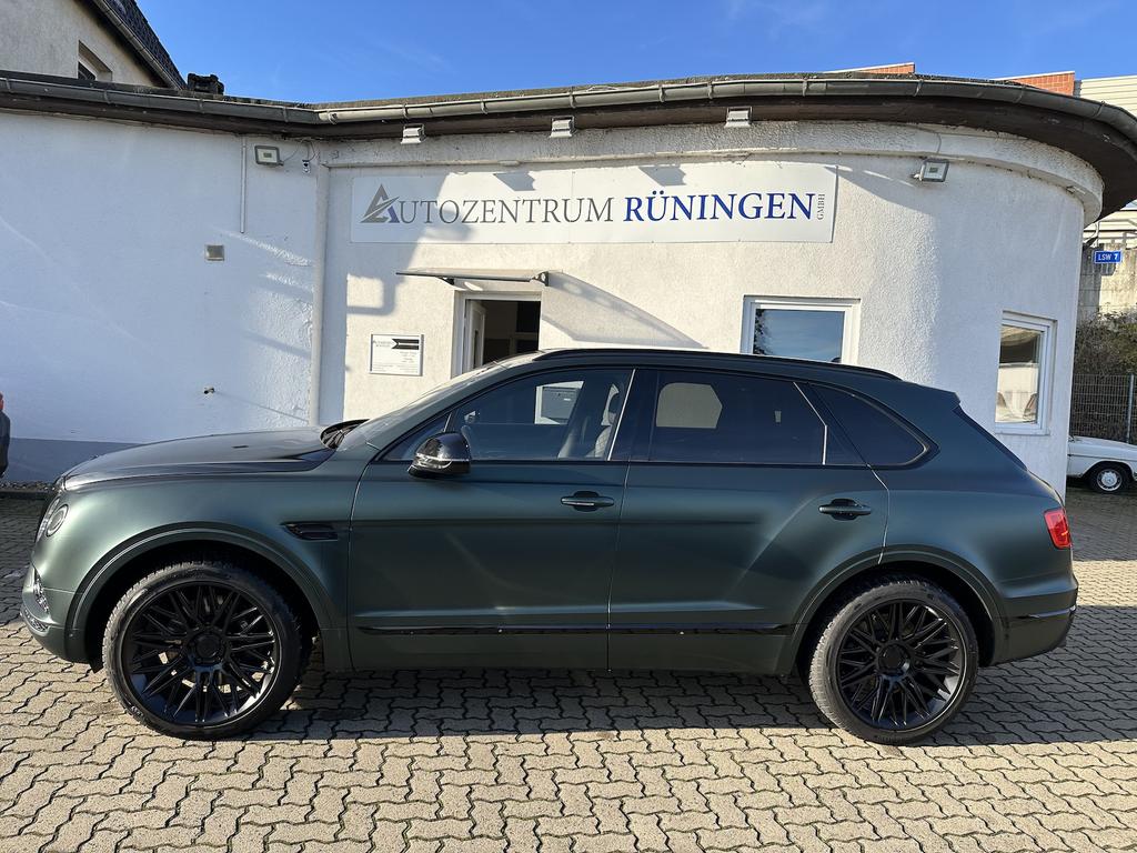 Bentley Bentayga W12*FirstEdition*Pano*Akrapovic*Headup