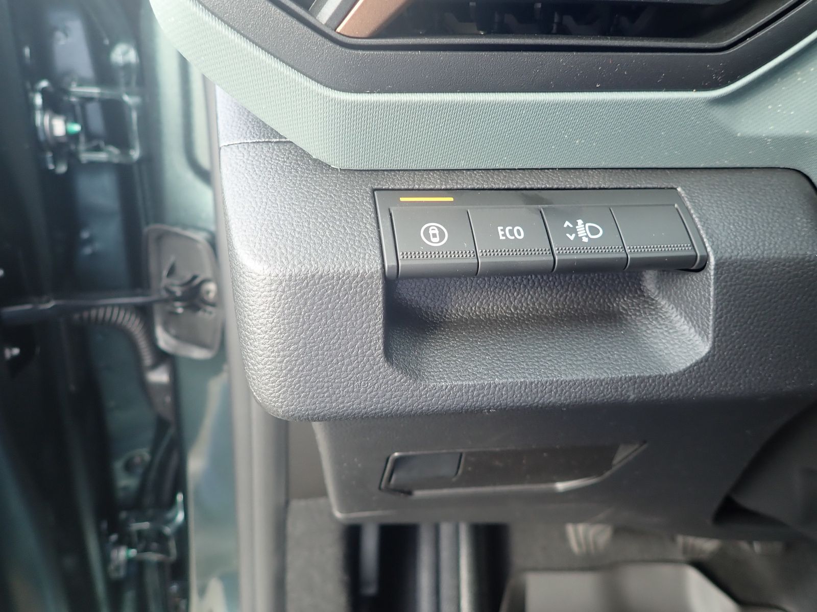 Fahrzeugabbildung Dacia Duster Extreme Mild Hybrid 140