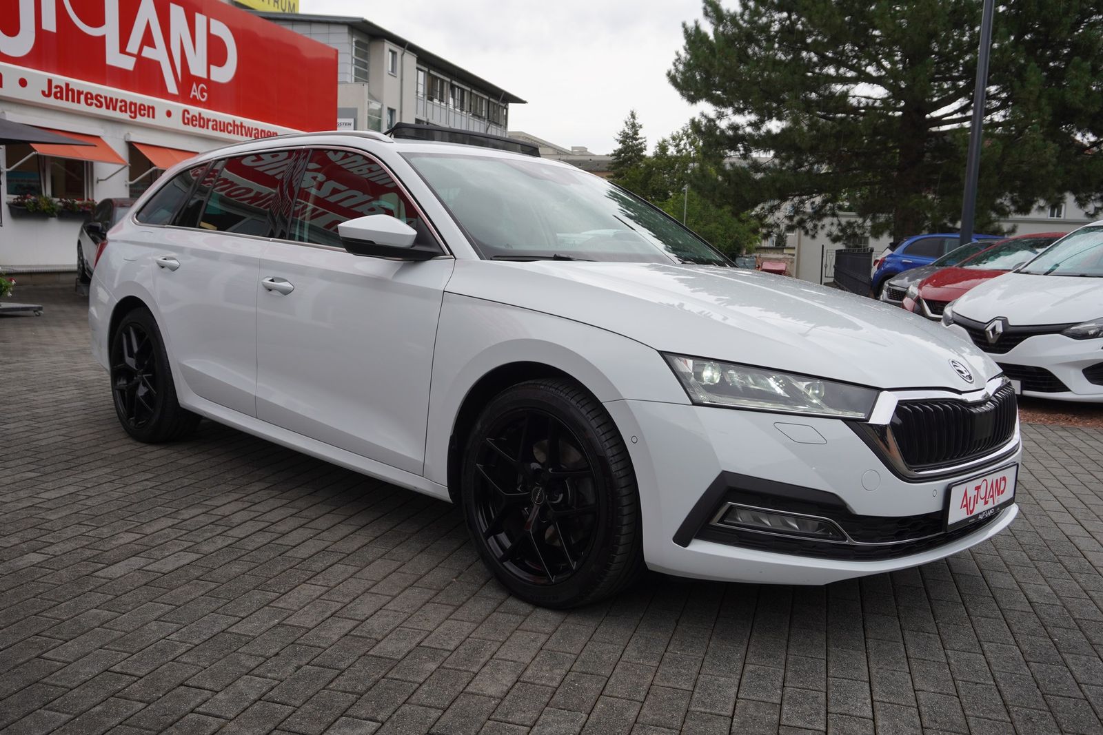 Skoda Octavia Combi 1.5 TSI First Edition LED Navi ACC foto 8