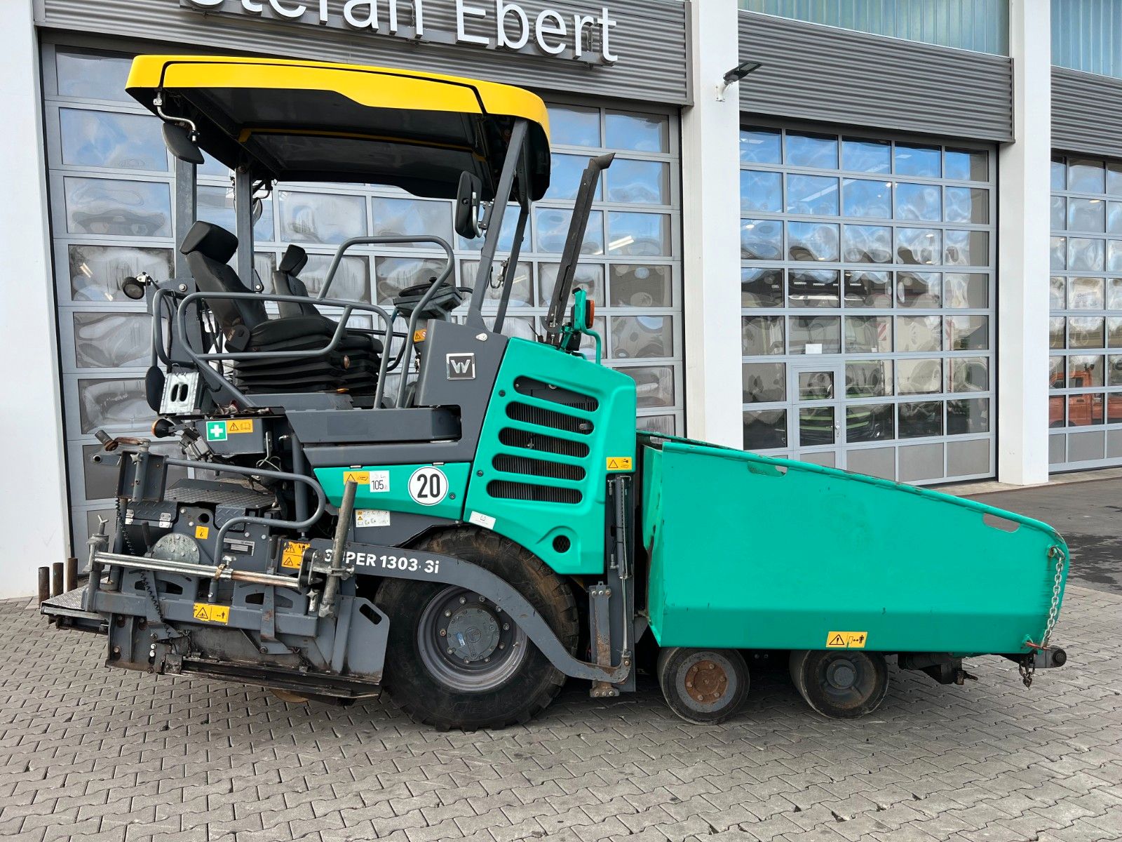 Fahrzeugabbildung Vögele SUPER 1303-3i / 3.205h / 2017 / Asphaltfertiger