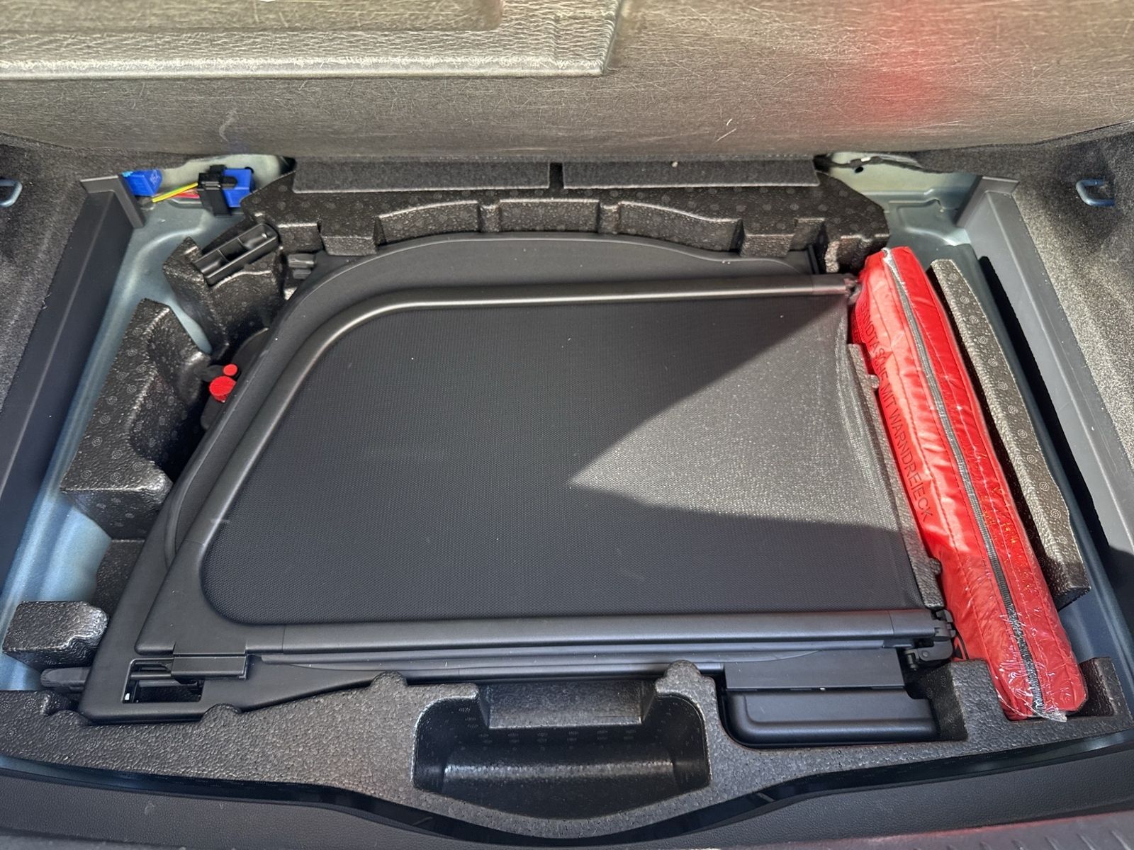 T-Roc Cabriolet 1.5 TSI R-Line, AHK, beats, DCC,