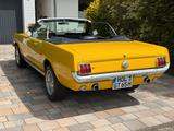 Ford  Mustang Cabrio GT, V8, erst 970 km, Zustand 2+ - Ford Mustang aus 1966: Cabrio
