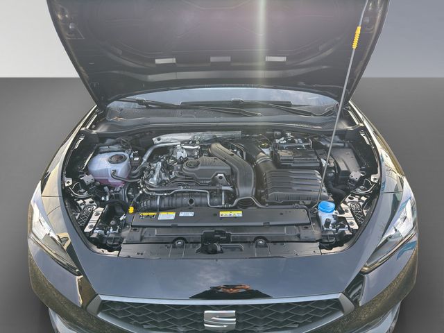 Leon ST FR SHZ KAMERA NAVI ACC FACEL. LED PANO