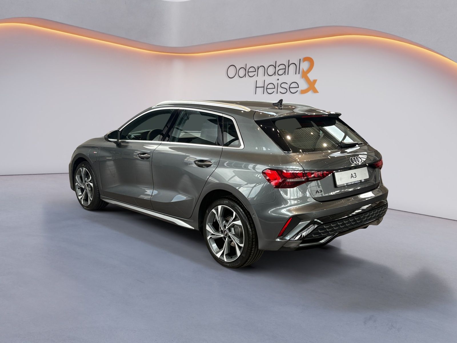 Audi A3 Sportback S line TFSI e S tronic *Glanzpaket* imagem 3
