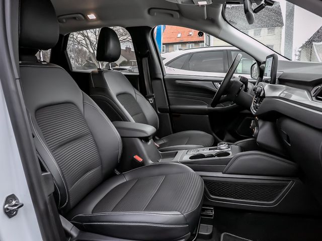 Ford Kuga 2.5 Plug-In Hybrid Titanium X Einparkassi.