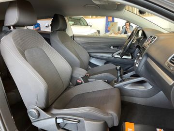 Volkswagen Scirocco 1.4 TSI *KLIMAAUTOMATIK*PDC*SPORTSITZE