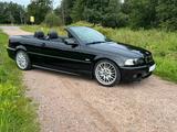 BMW 330Ci - Cabrio, M-Paket, Autom., Metallic, Leder - BMW aus 2001: Coupé