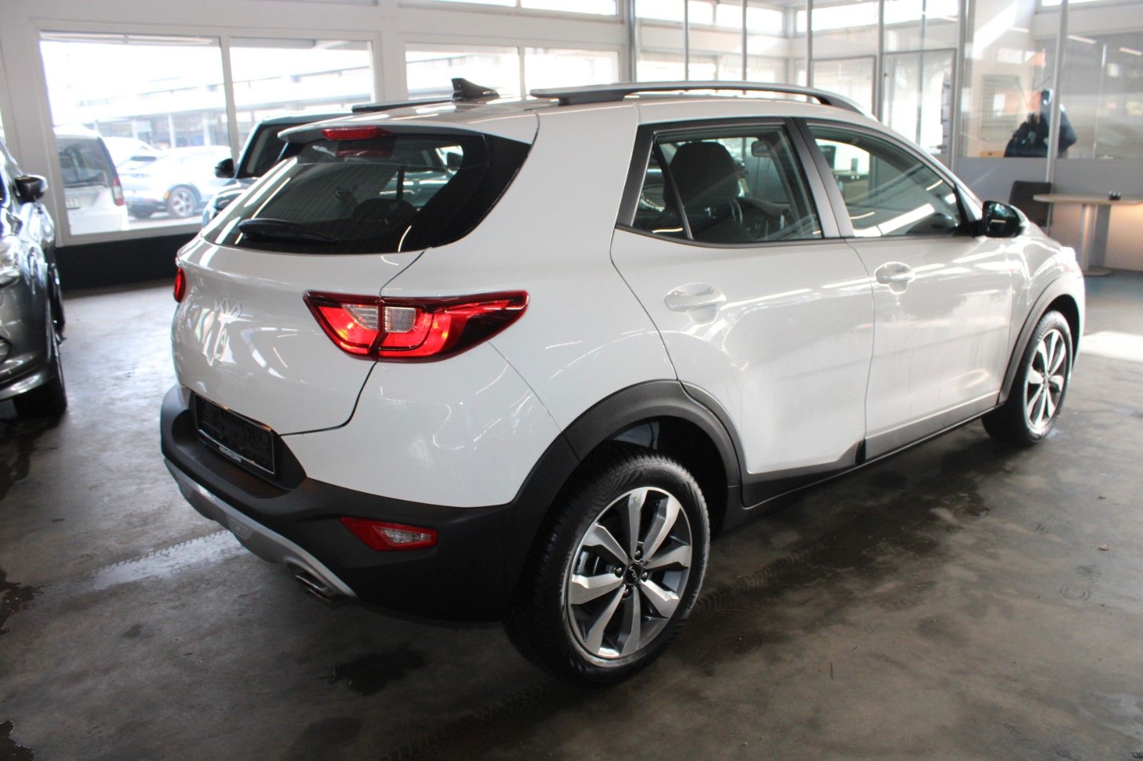 Fahrzeugabbildung Kia Stonic Vision Aut. NAVI DAB SHZ LHZ CAM uvm.