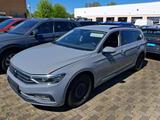 Volkswagen Passat Variant Business IQ-LED Matrix Kamera AHK - Volkswagen Passat aus 2022