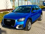Audi Q2 1.4 TFSI/S Tronic/Design/Tempo/Navi/Parkassi. - blaue Audi Q2