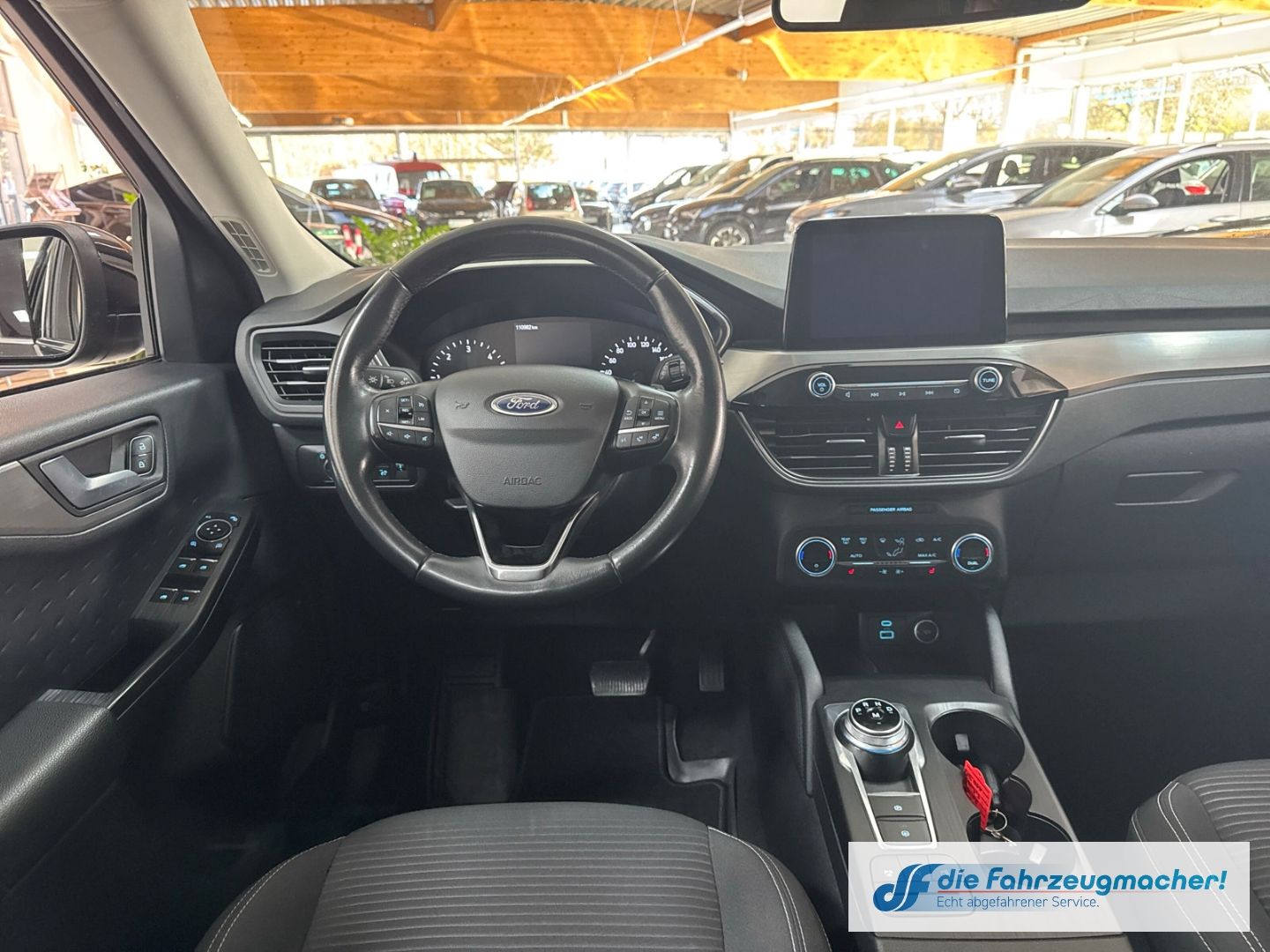 Fahrzeugabbildung Ford Kuga Titanium Navi Apple CarPlay Android Auto Me