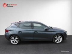 SEAT Leon 1.5 TSI FR Fahrass LED Navi Rfk Sitzhzg ACC SEAT Leon 1.5 TSI FR Fahrass LED Navi Rfk Sitzhzg ACC