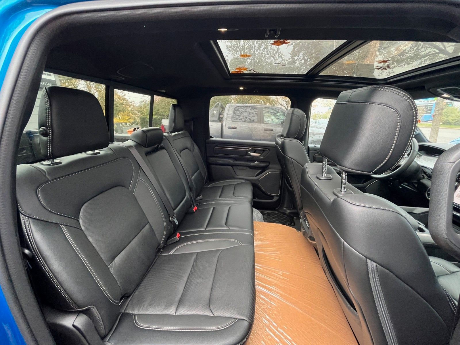 Fahrzeugabbildung Dodge RAM 1500 Crew Cab Rebel Night 3.6
