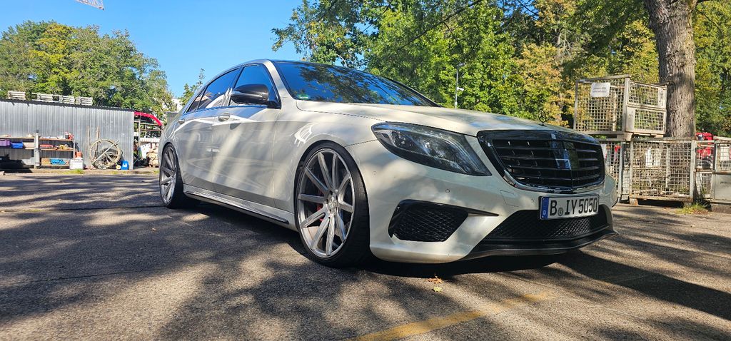 Mercedes-Benz S 63 AMG
