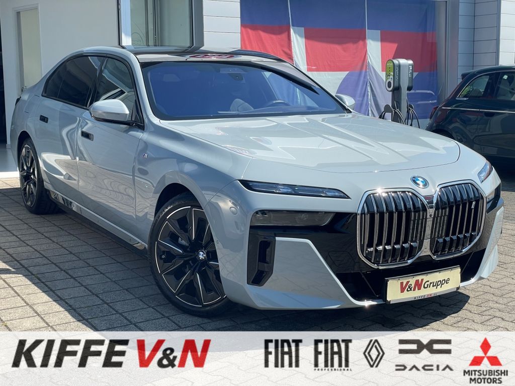 2023 BMW i7
