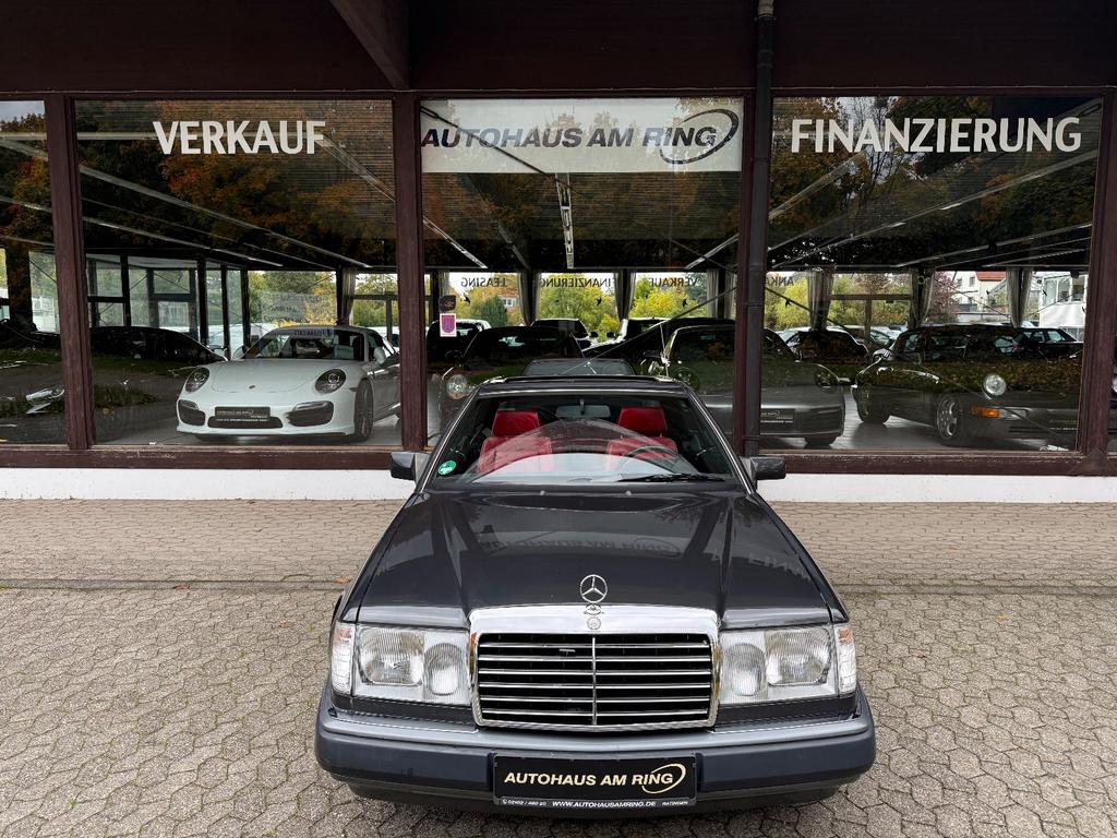 Mercedes-Benz CE 300