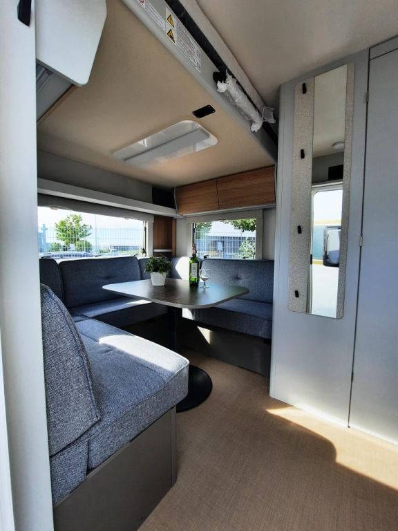 Fahrzeugabbildung Bürstner B66 Plus 520 TL Verfüg./Sparen Sie 4.630,- €