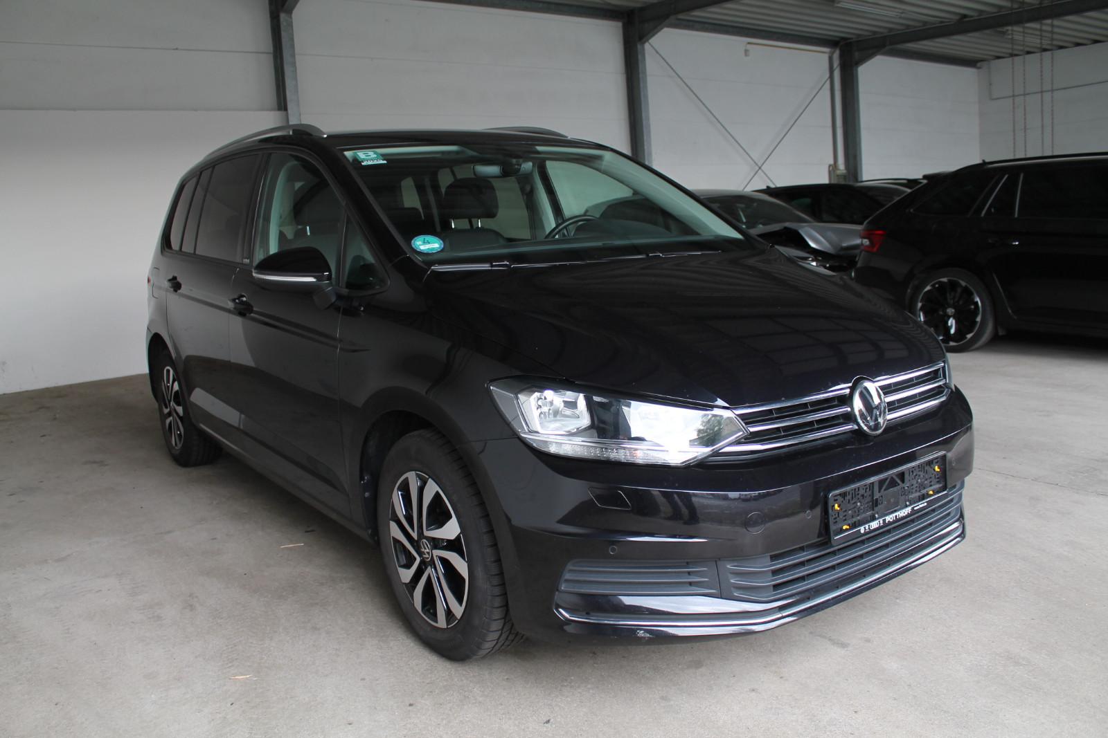 Volkswagen Touran 1.5 TSi Active 7-Sitzer Kamera