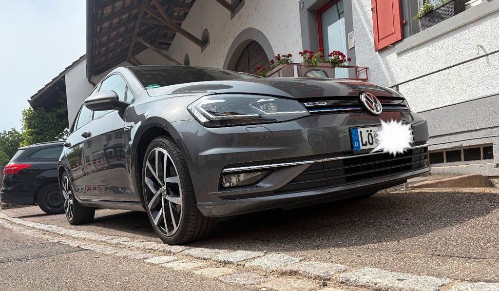Image of Volkswagen Golf