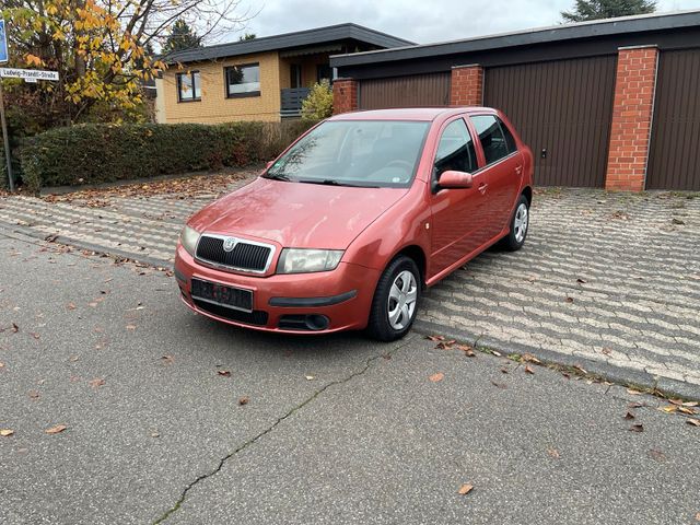 Skoda Fabia 1.2 TÜV12/25 Voll Service *Win...