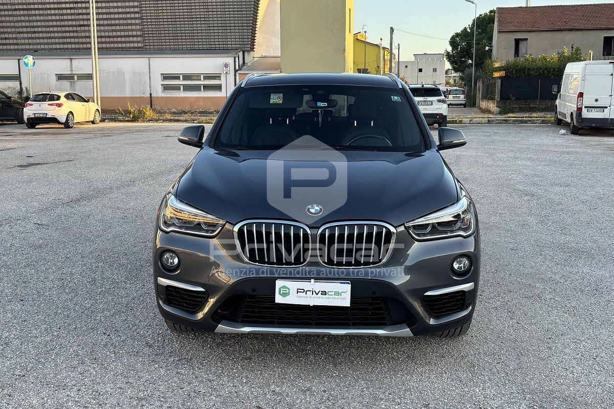 BMW X1 sDrive18d Advantage imagem 2
