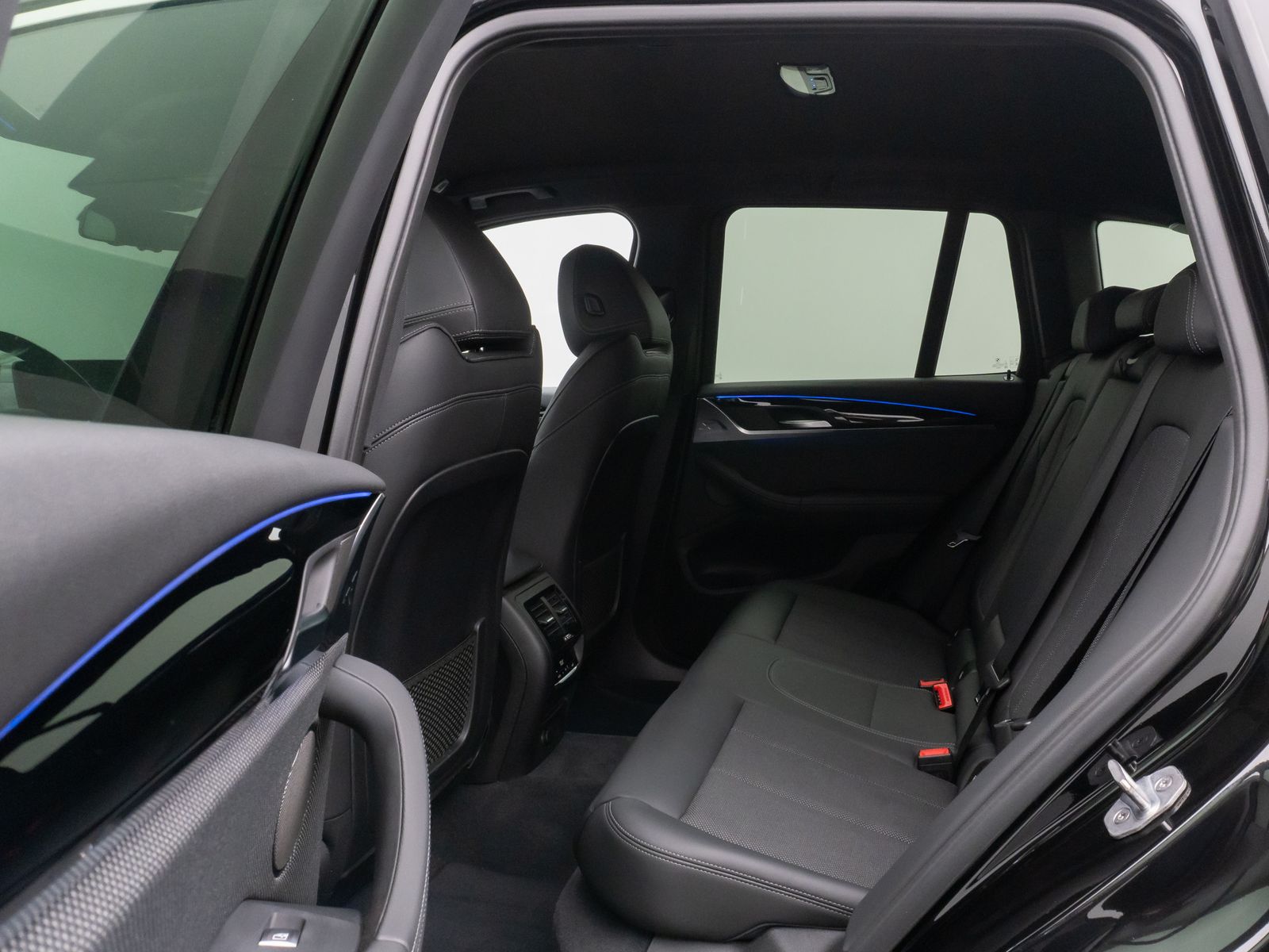 Fahrzeugabbildung BMW X3 xD20d xLine Kamera HUD H/K Komfort Sport 19"