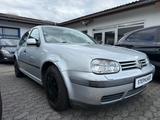 Volkswagen Golf 4 1.6 ! KLIMA ! AUTOMATIK ! PDC ! 8 FACH ! - gebrauchte Volkswagen Golf aus dem Jahr 2001