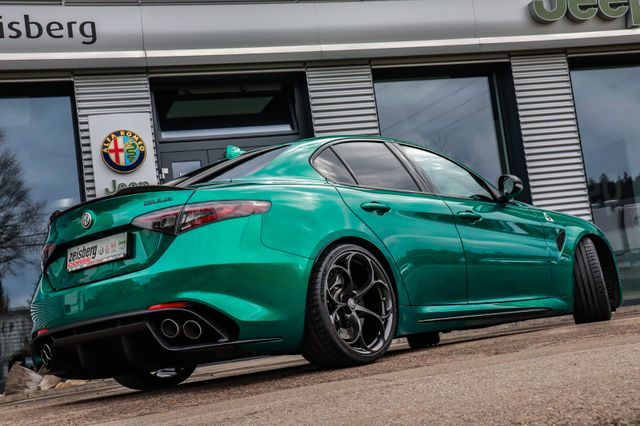 Fahrzeugabbildung Alfa Romeo Giulia 2.9 QV VERDE MONTREAL by Zeisberg Corse