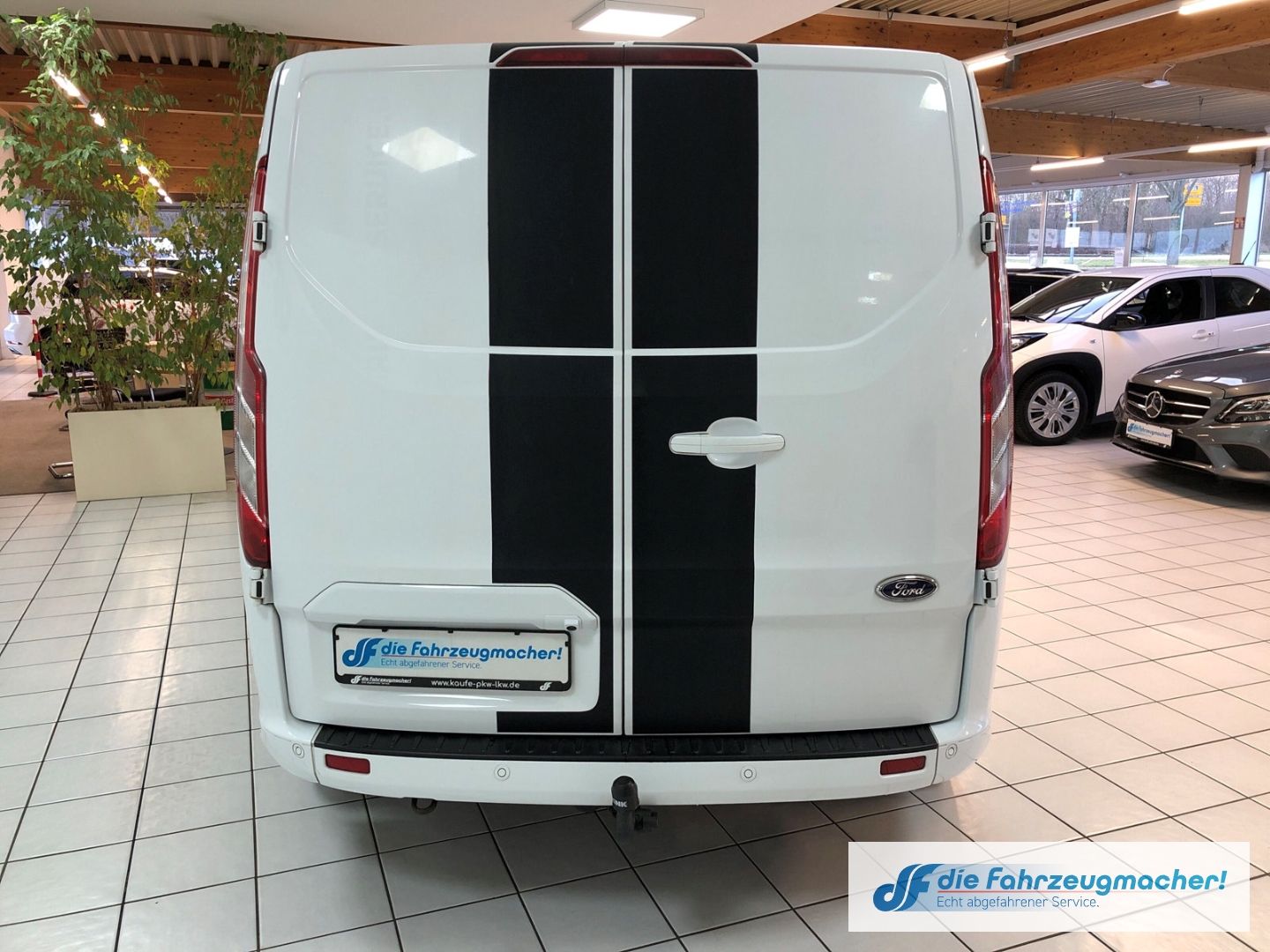 Fahrzeugabbildung Ford Transit Custom Kasten 290 L1 Sport 2.0 TDCI EU6d