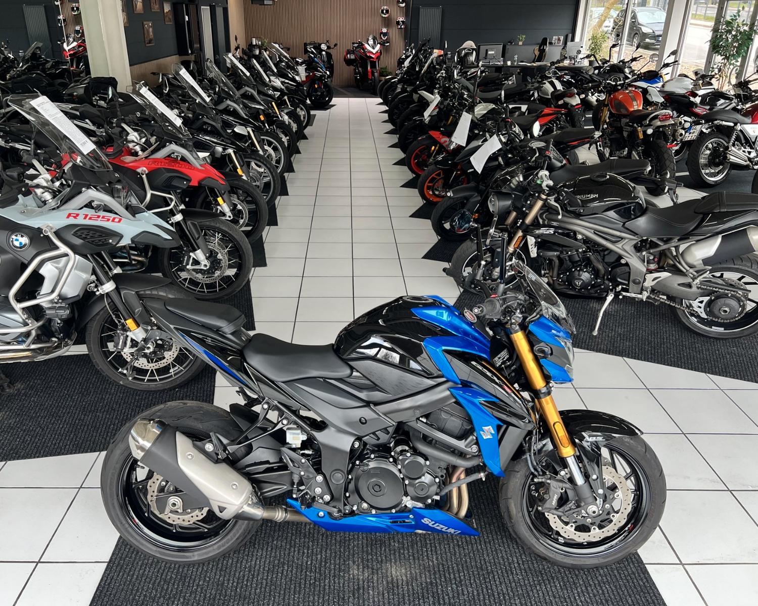 Suzuki GSX-S 750 *1.Hand*