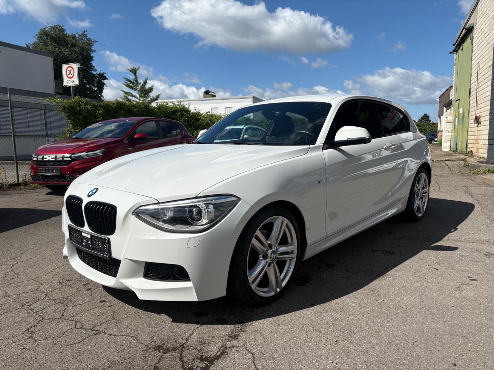 BMW 118 1 Limousine M Paket Xenon Alcantara
