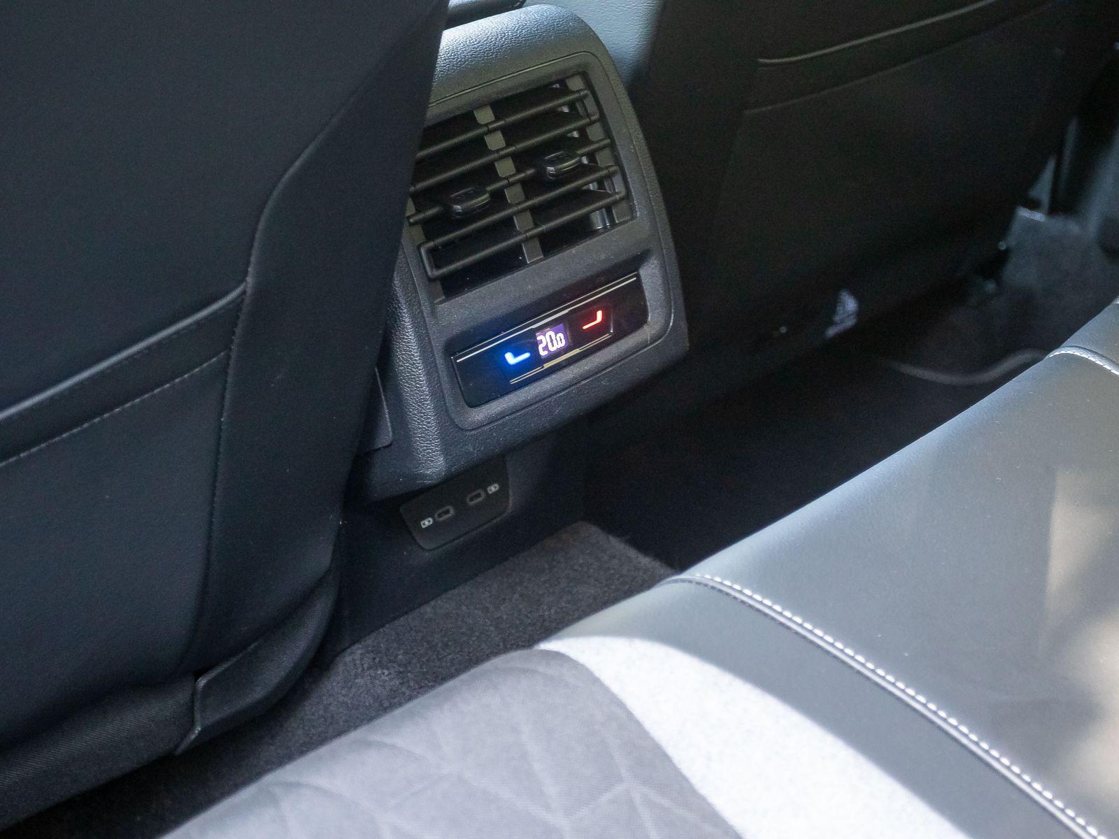 Volkswagen Golf VIII Goal 1.5 eTSI Navi LED ACC CarPlay AHK, миниатюра 18