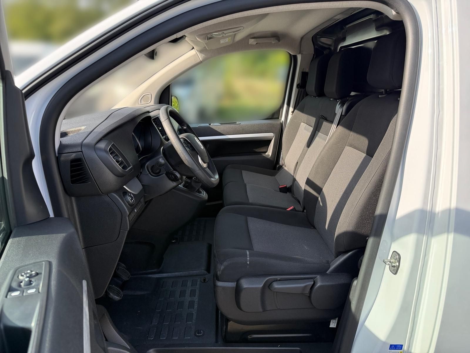 Fahrzeugabbildung Fiat Scudo SX L1 Kastenwagen 120 MT6