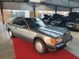 Mercedes-Benz 230 CE, Automatik, Leder