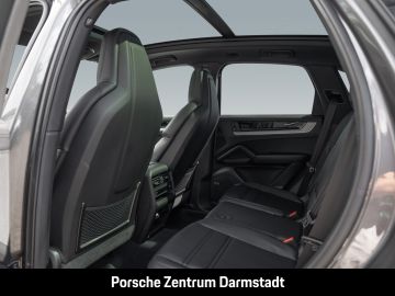 Porsche Cayenne - 7