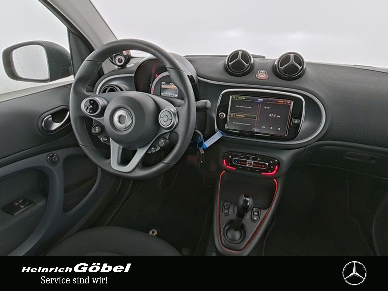 Fahrzeugabbildung Smart EQ passion 22KW+WINTER.P+ALLWETTER+LED+CARPLAY