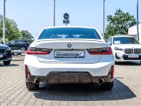 BMW 318 - Vorschau Bild 11
