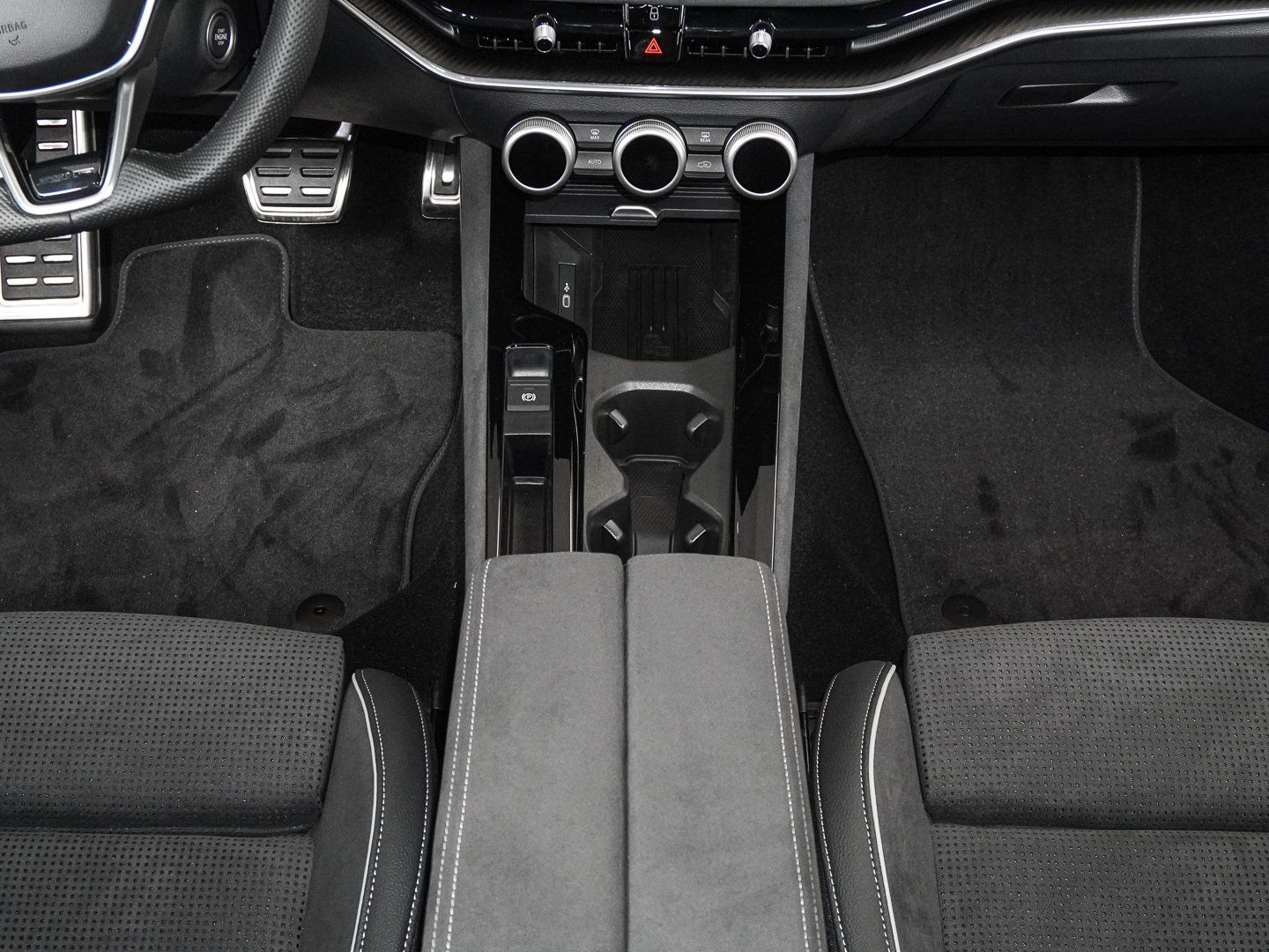 Skoda Superb - Bild 10