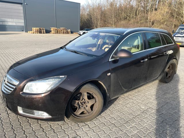 Opel Insignia A Sports Tourer  2.0 CDTi 160PS 32249