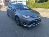 Toyota Avensis 1,8-l-Valvematic Comfort,Navi,Kamera,Tem - Toyota Avensis: Limousine
