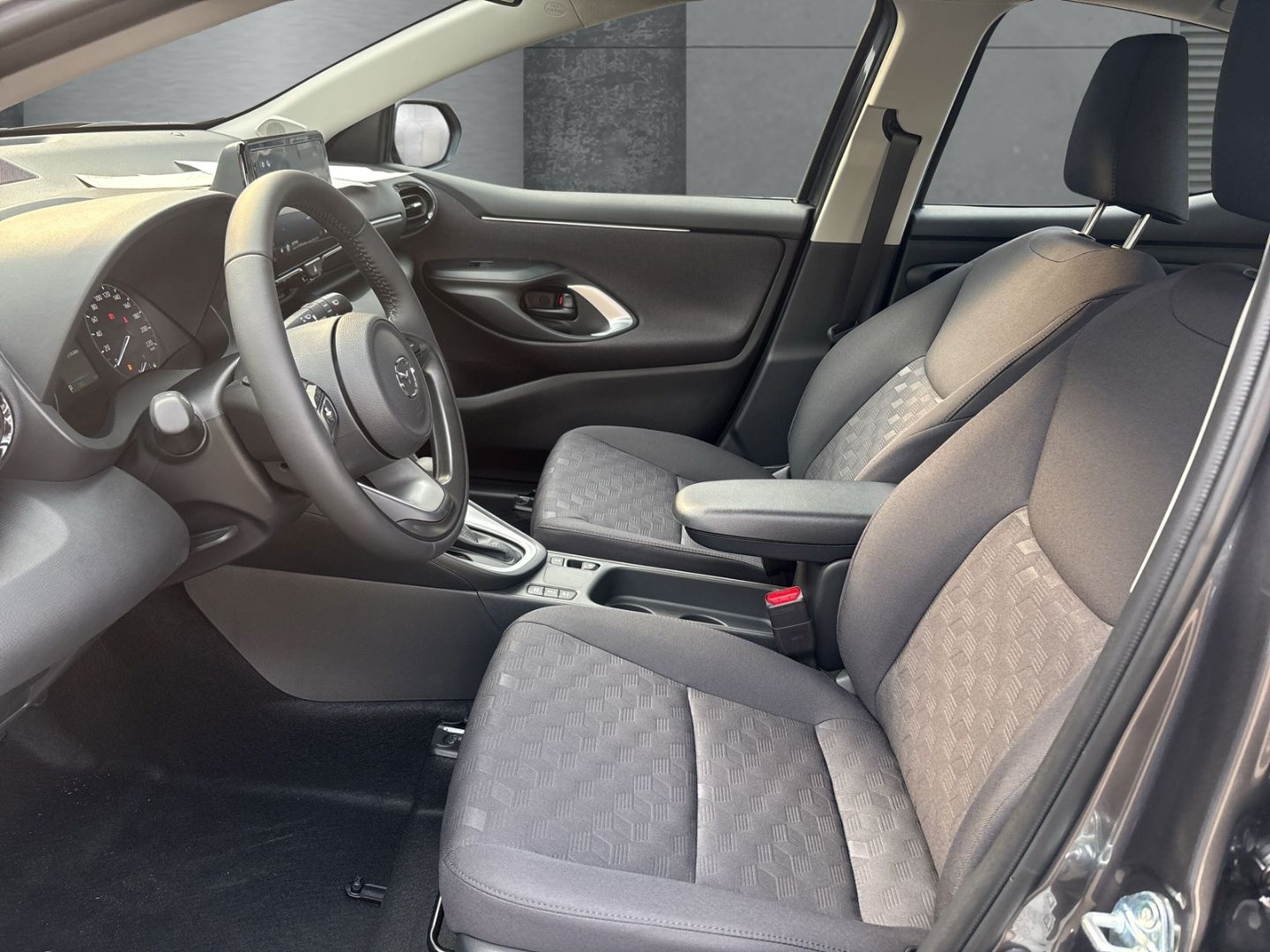 Mazda 2 Hybrid - Bild 8