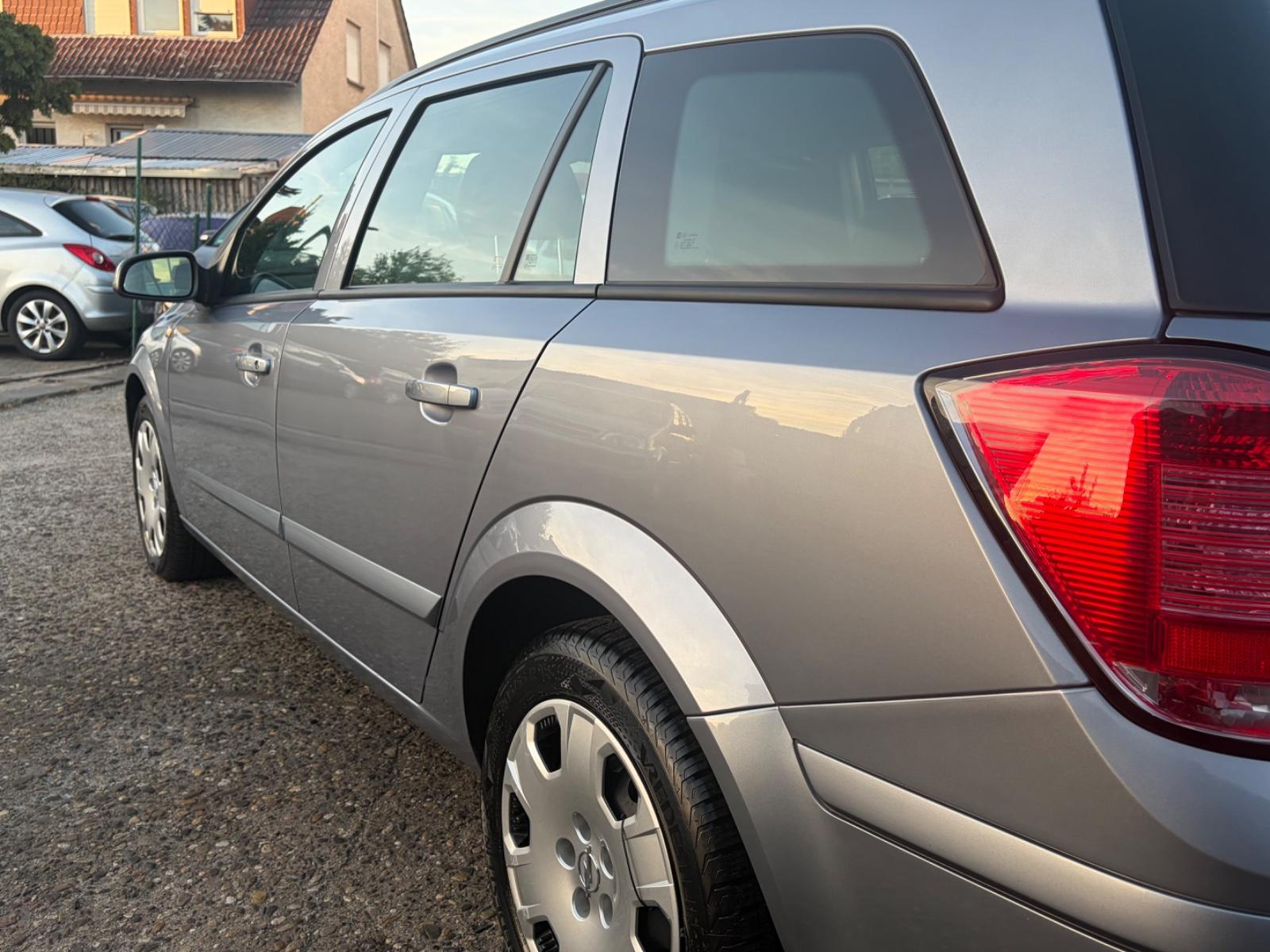 Opel Astra 2004 — photo 7